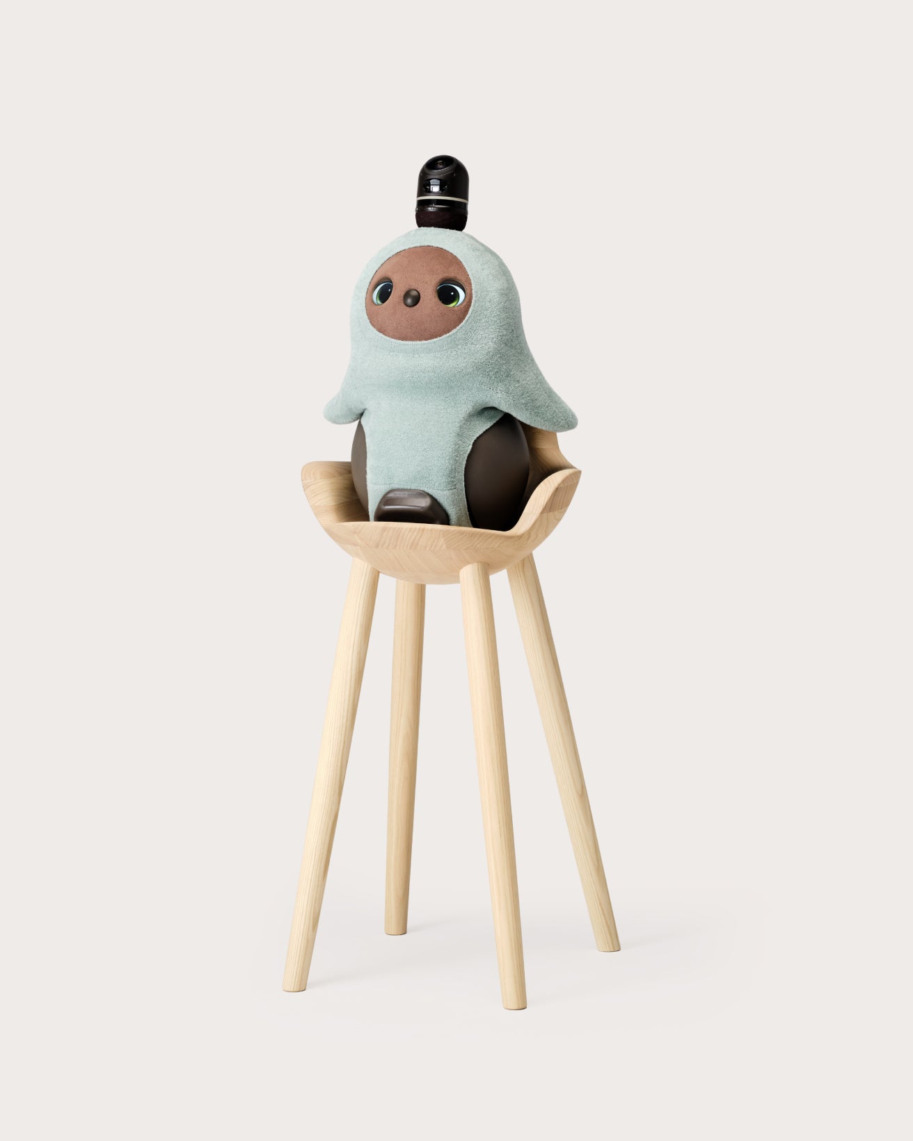 LOVOT CHAIR