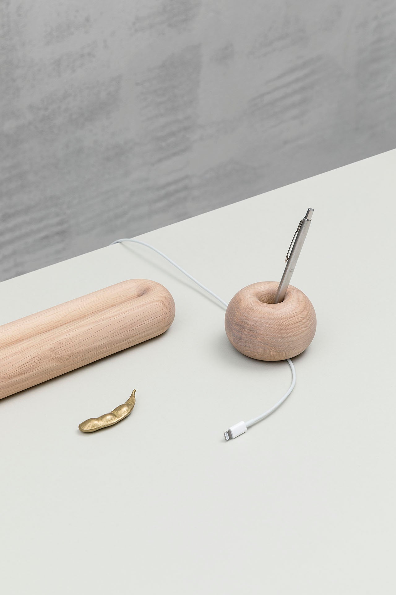 NASHI Pen Stand